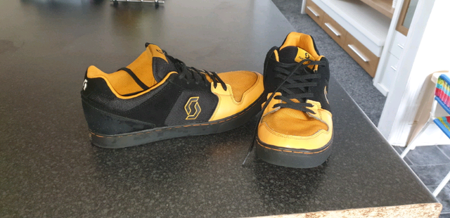 Scott FR 10 Flat mountain bike shoes size 10.5 | in Chesterfield, Derbyshire | Gumtree